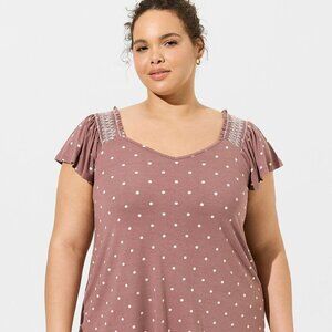 Torrid - Super Soft Smocked Flutter Sleeve Tee in Honey Dots Rose Taupe​​​​​​